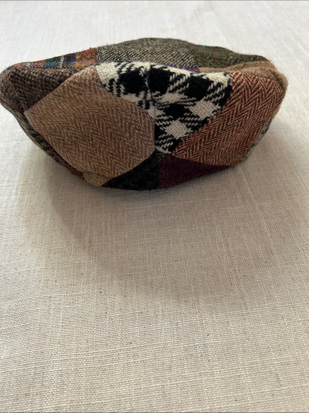 Vintage Hanna Hats Pure Wool Patchwork Cap Tweed Men's Medium Made in Ireland - Picture 2 of 11